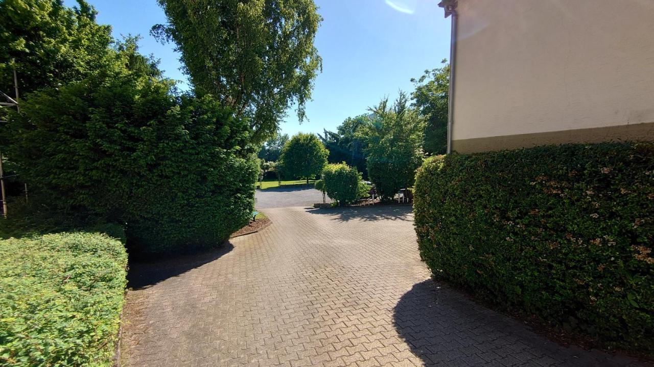 Hotel Landgasthof Fromm Untergruppenbach Exterior foto