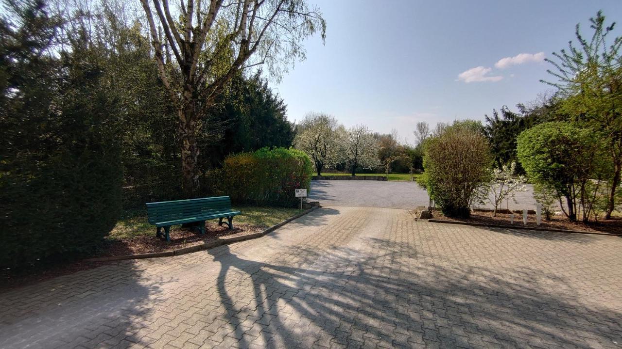 Hotel Landgasthof Fromm Untergruppenbach Exterior foto