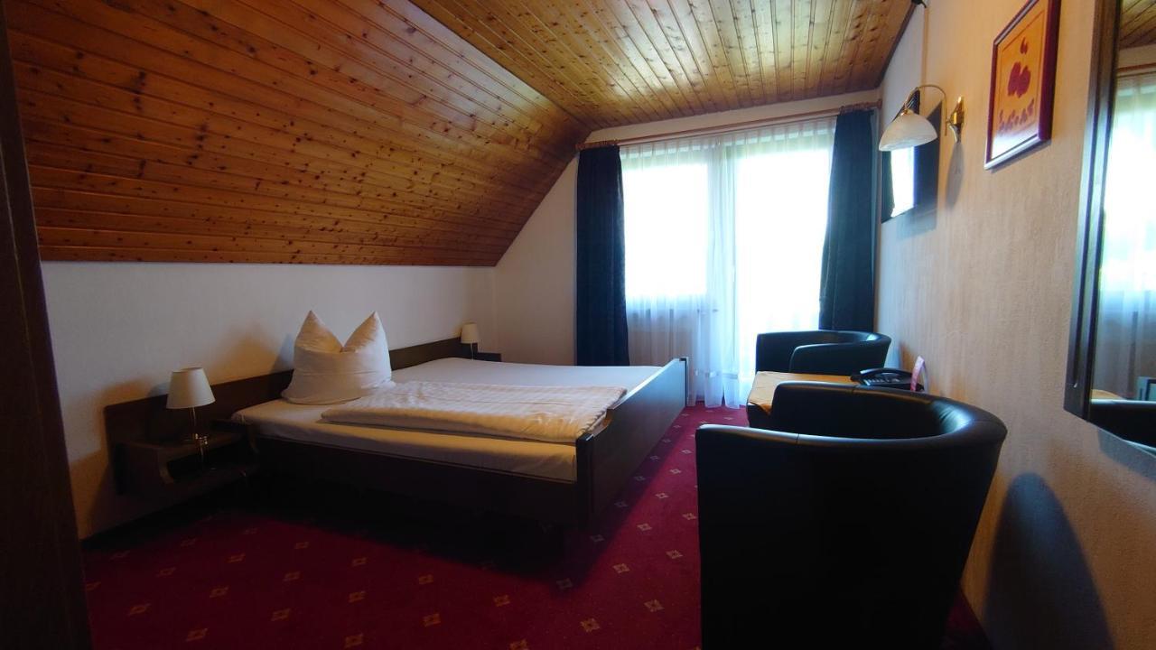 Hotel Landgasthof Fromm Untergruppenbach Exterior foto